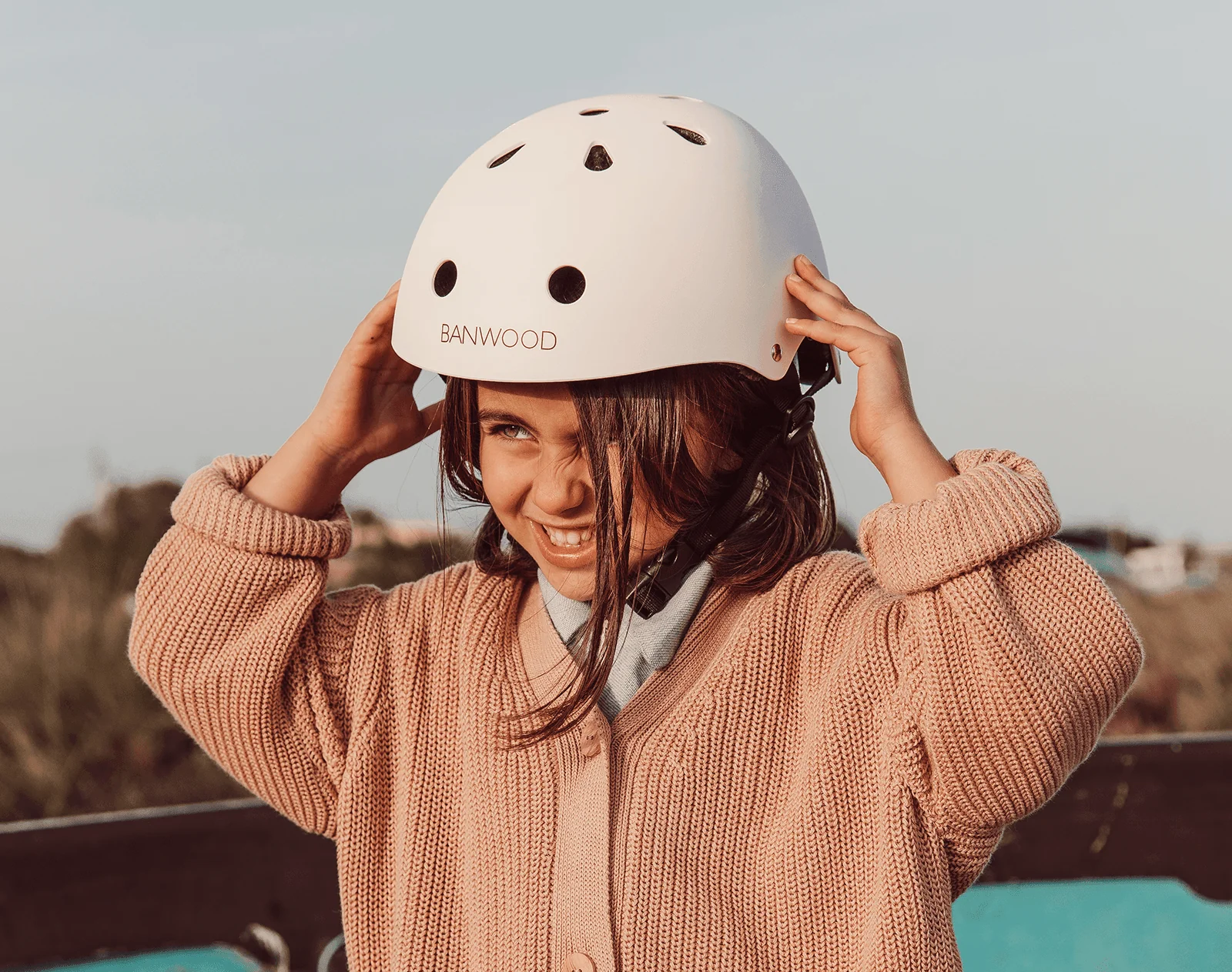 Classic Helmet - Image 4