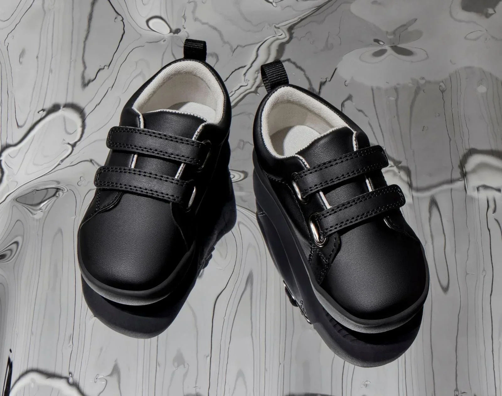 Everyday Original - All Black (2025) - Image 6