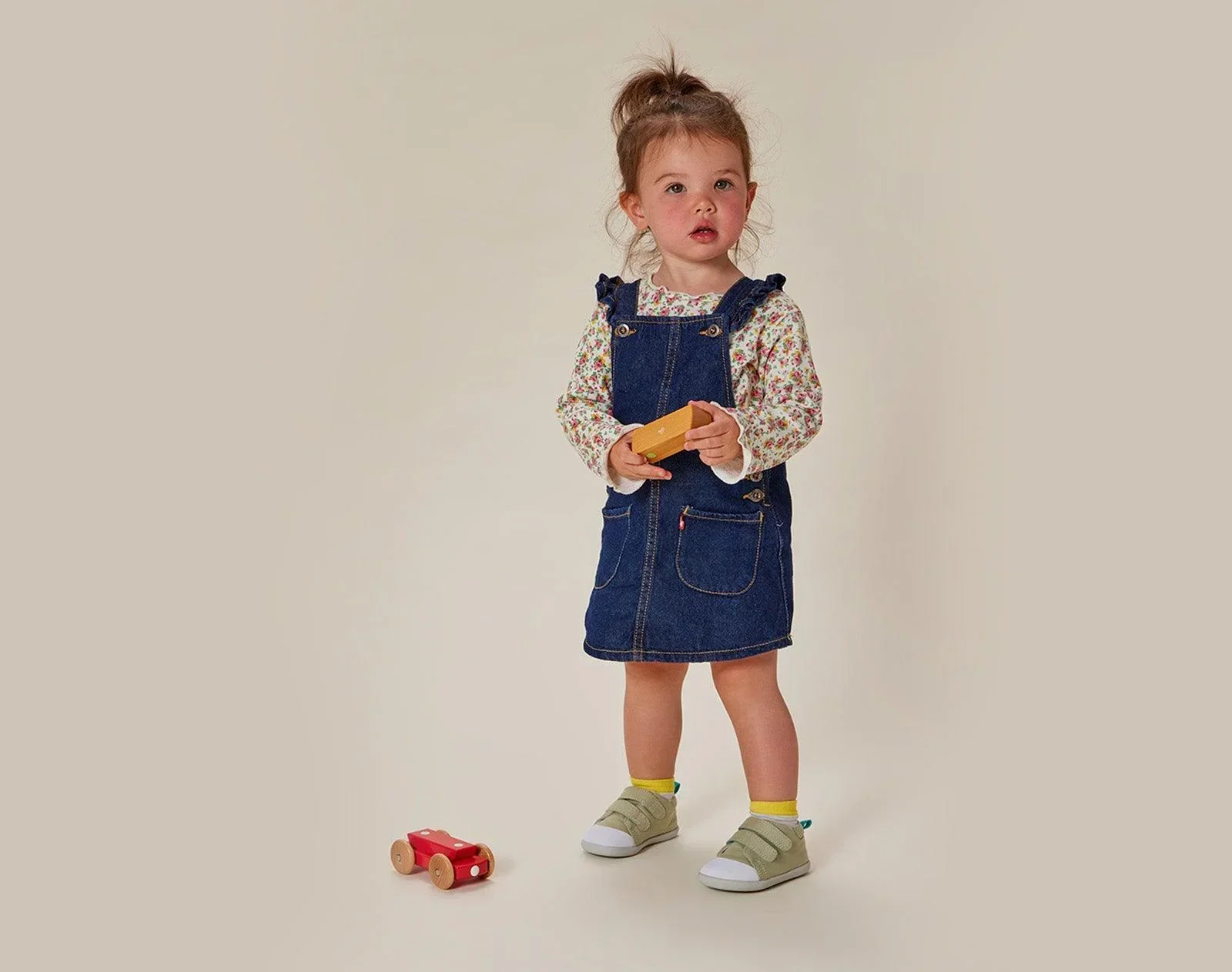 First Walkers (2025) - Image 19