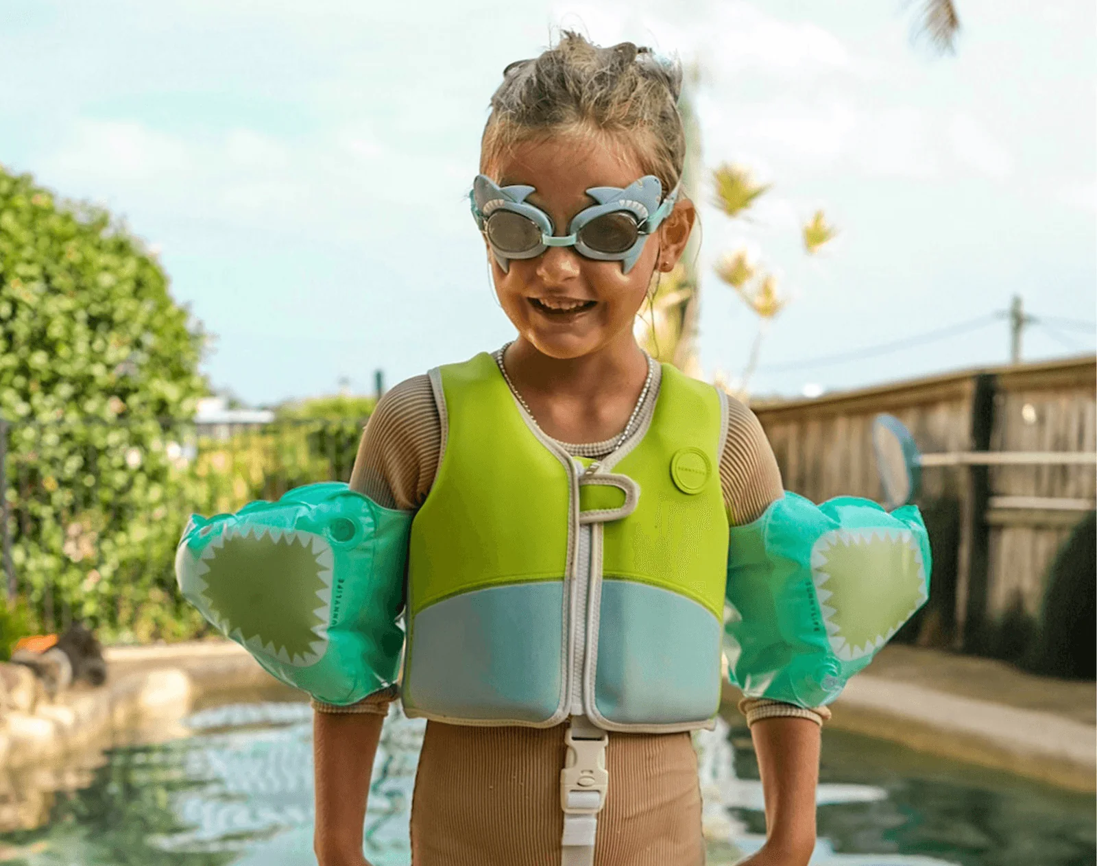 Float Vest - Image 5