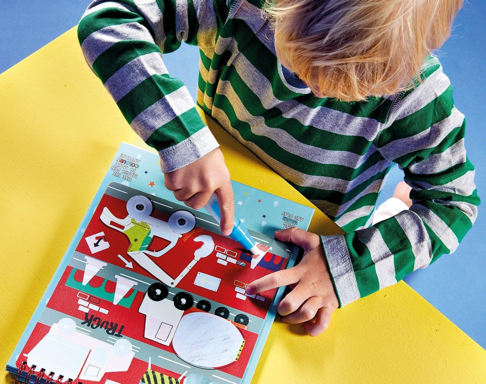 Magic Water Reusable Color-in Pad - Construction - Image 4