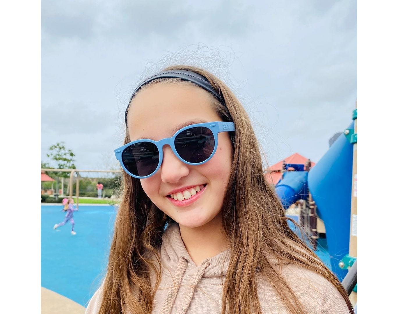 Round Sunglasses - Image 9