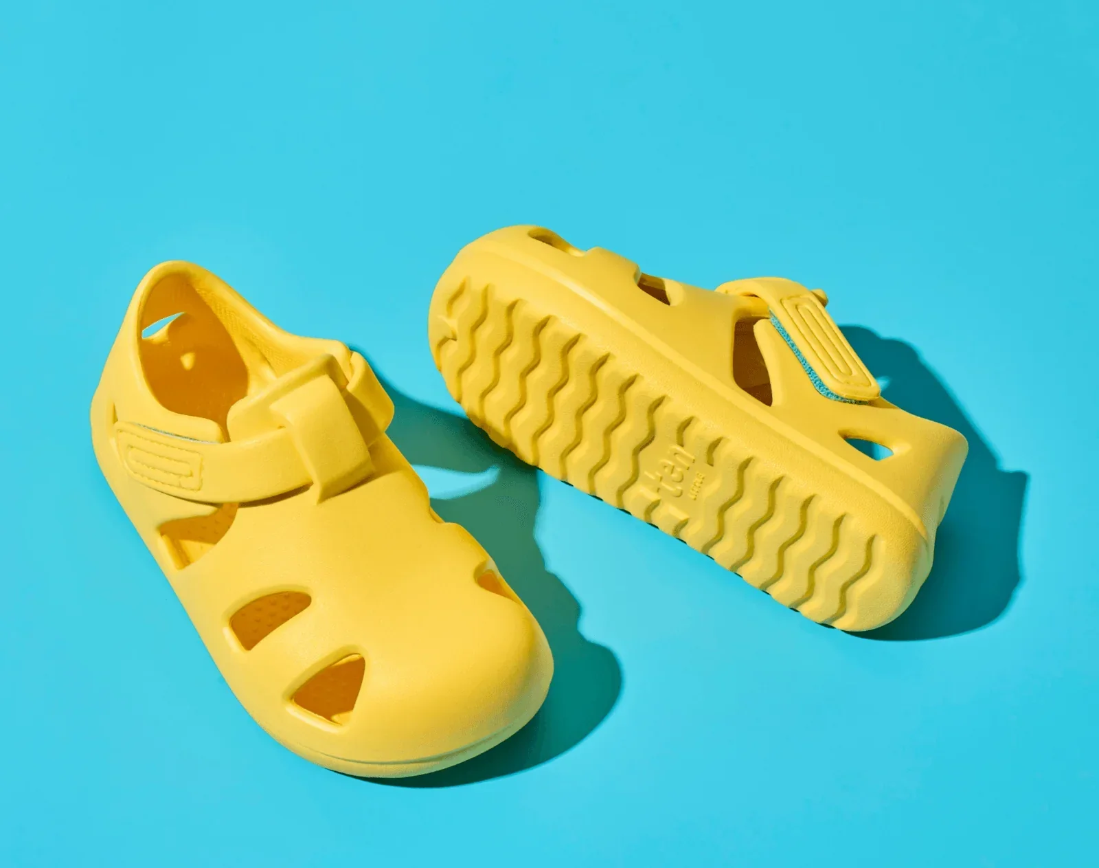 Splash Sandals - Image 17