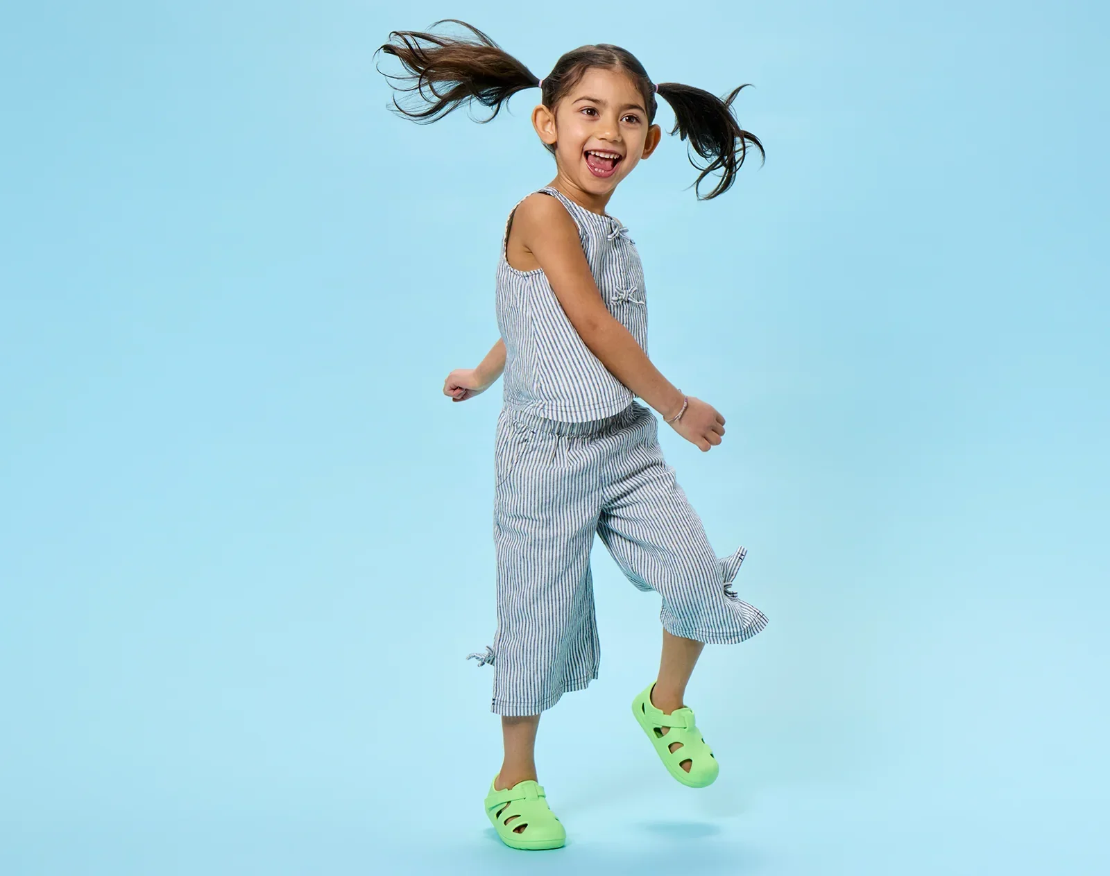 Splash Sandals - Image 89
