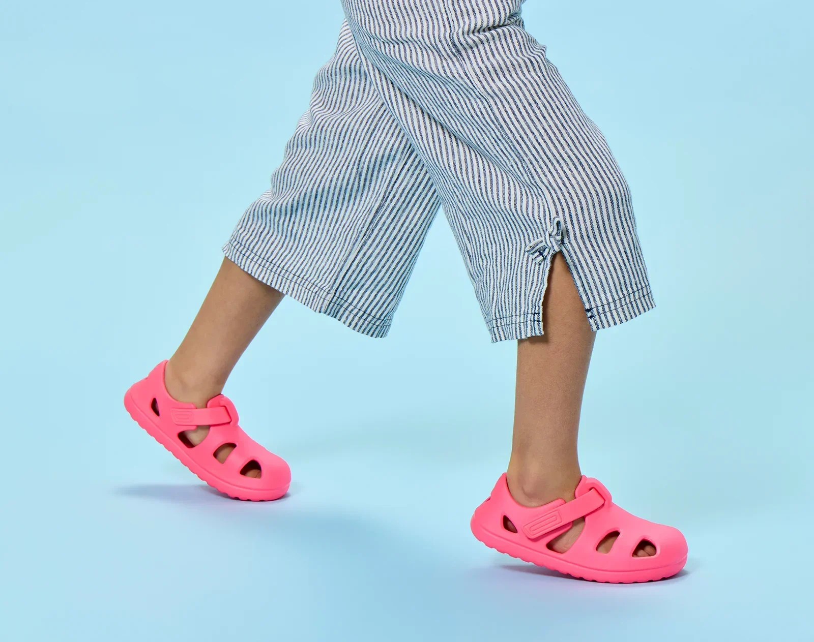 Splash Sandals - Image 95